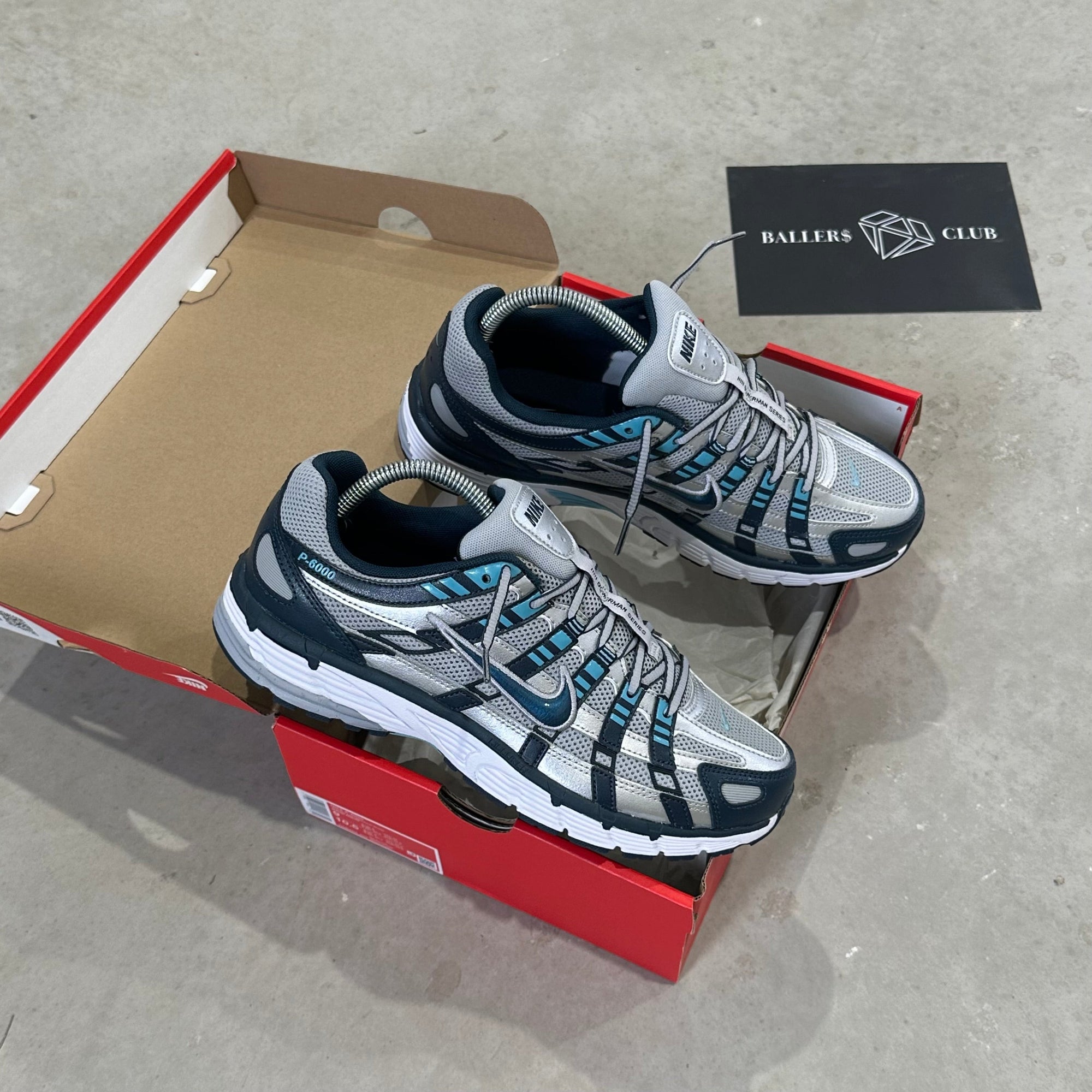 Nike P-6000 Armoury Navy