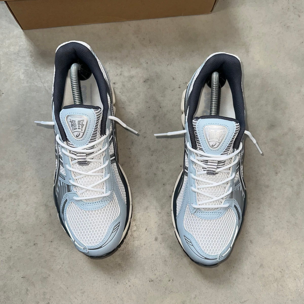 Asics Gel 12.1 White Carrier Grey