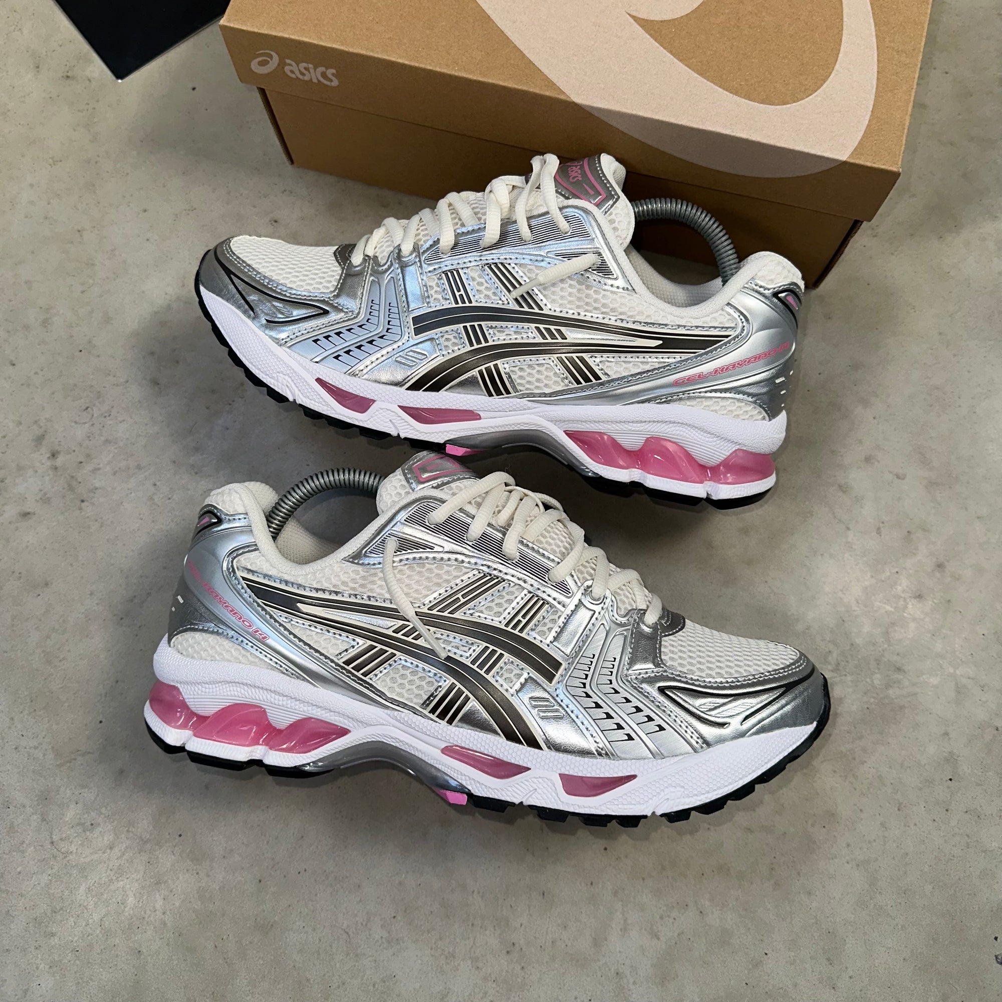 Asics gel Kayano 14 Cream Sweet Pink