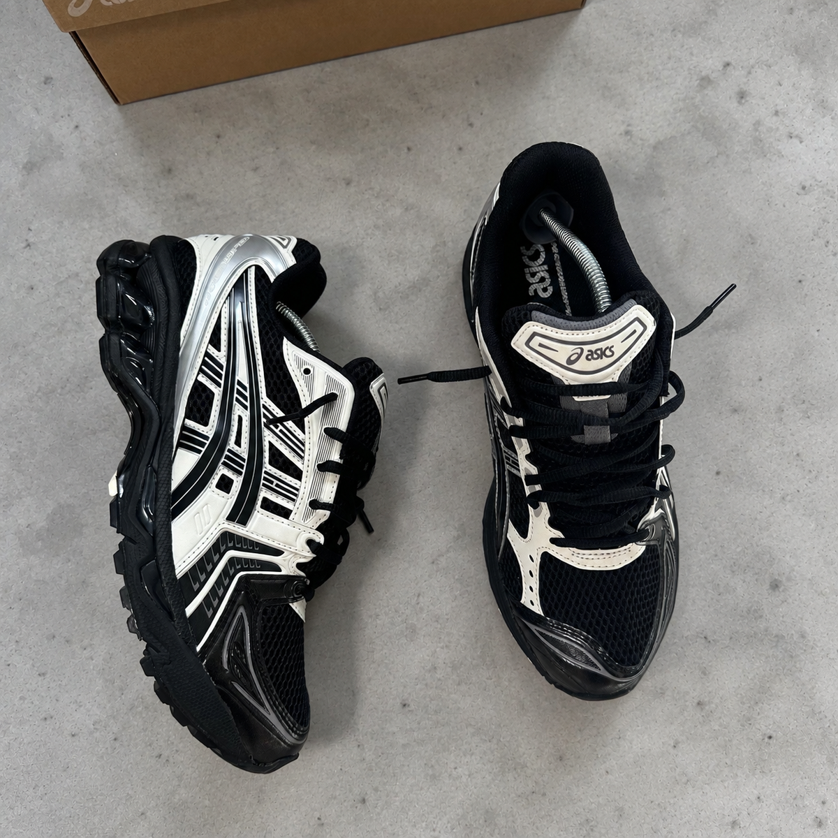 Asics Gel-Kayano 14 Black Cream