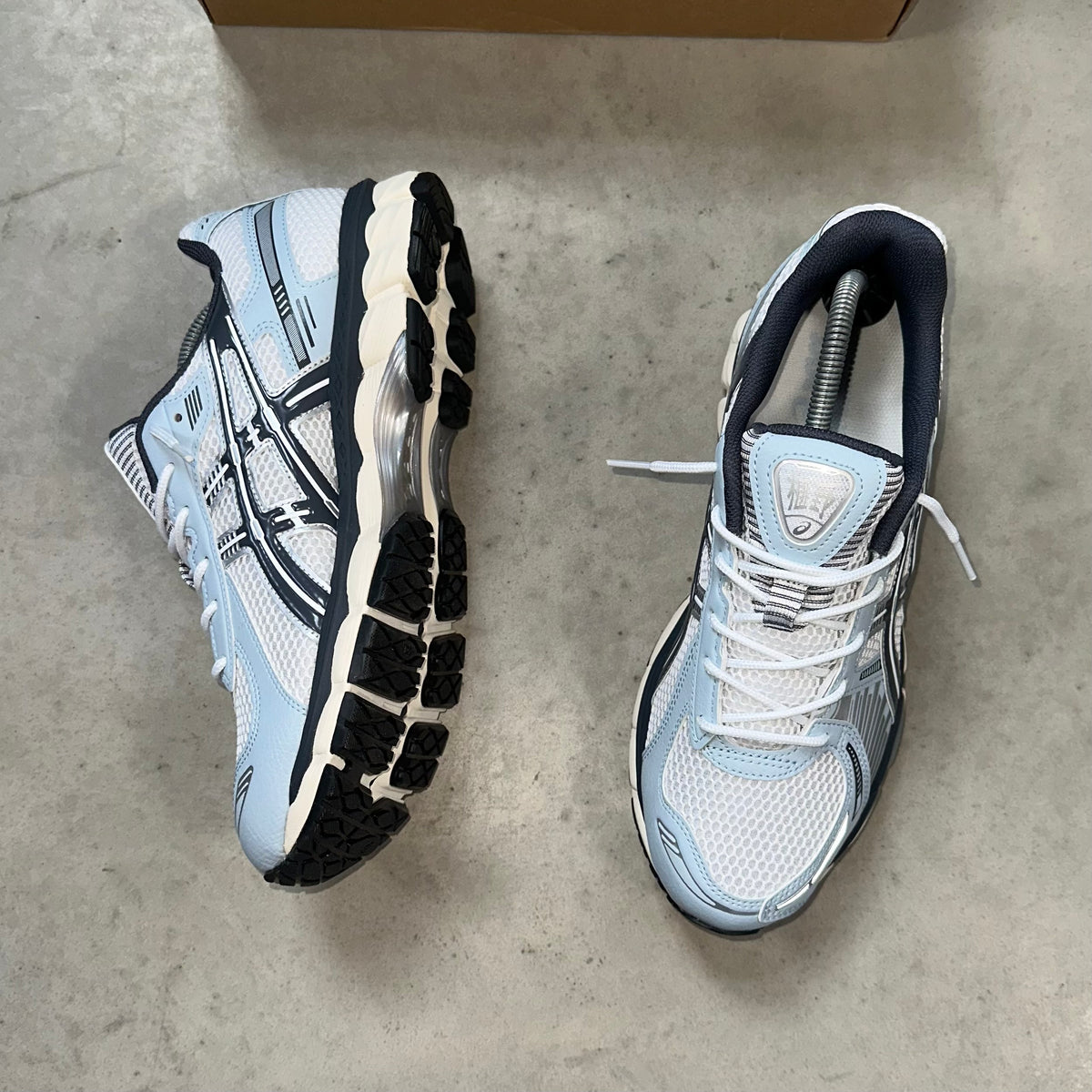 Asics Gel 12.1 White Carrier Grey