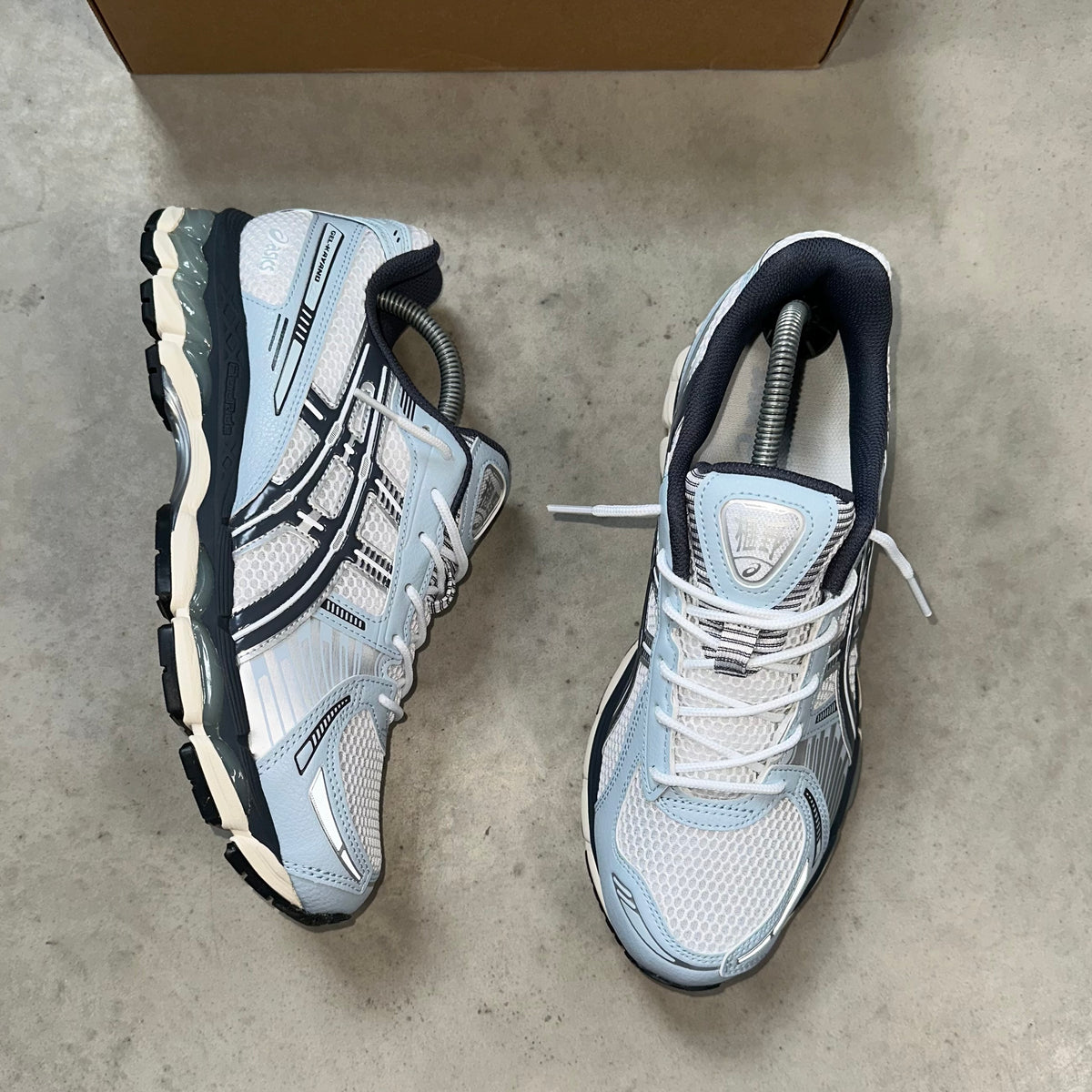 Asics Gel 12.1 White Carrier Grey