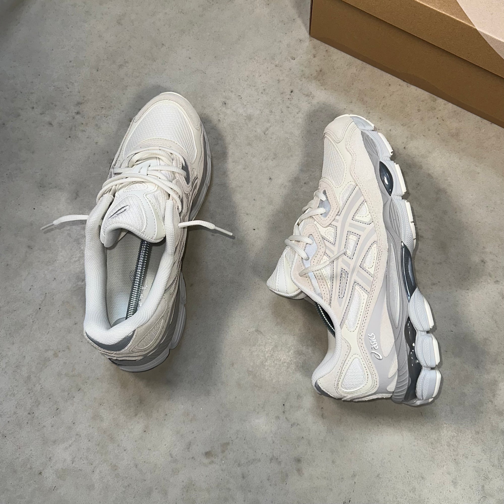 Asics Gel-NYC Cream Grey