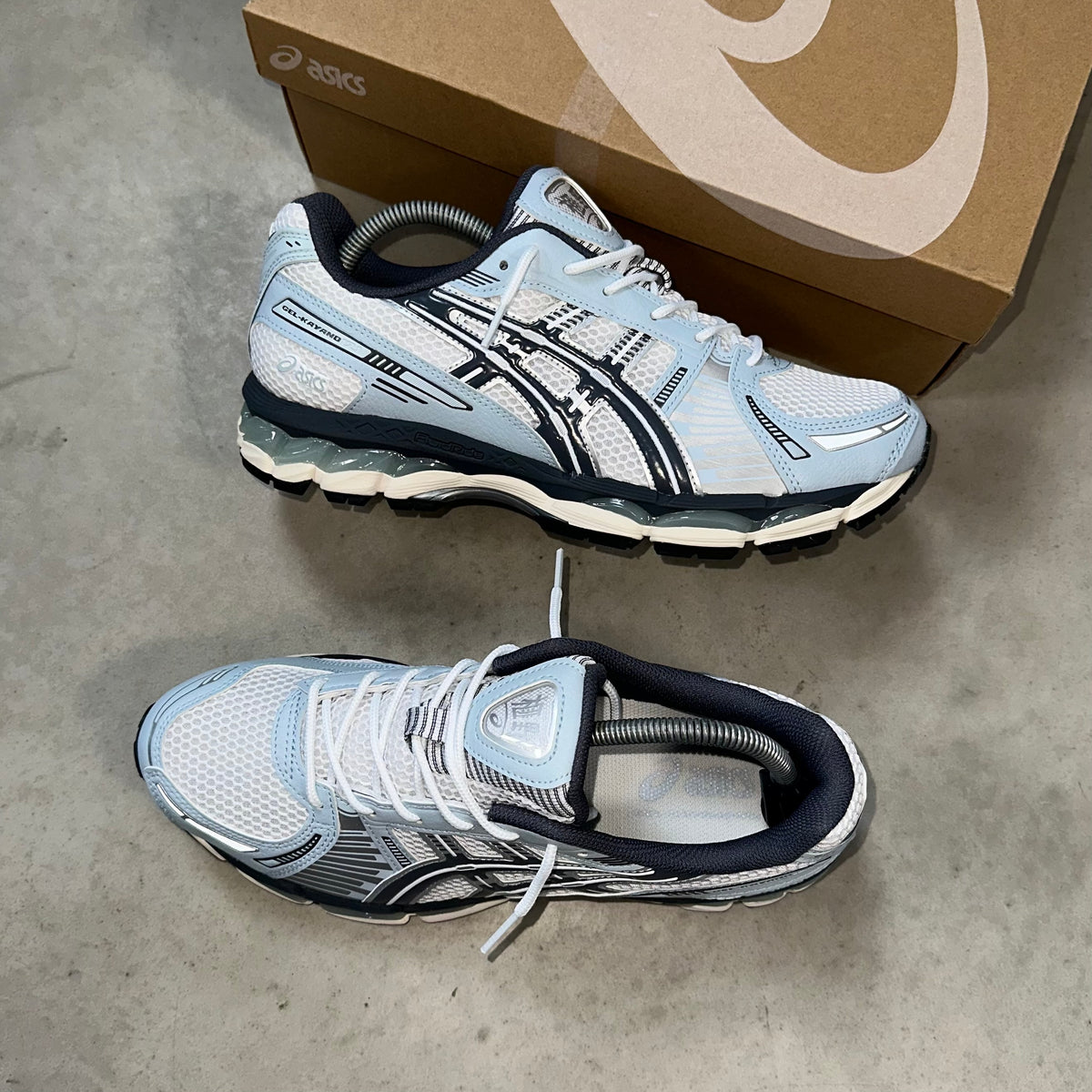 Asics Gel 12.1 White Carrier Grey