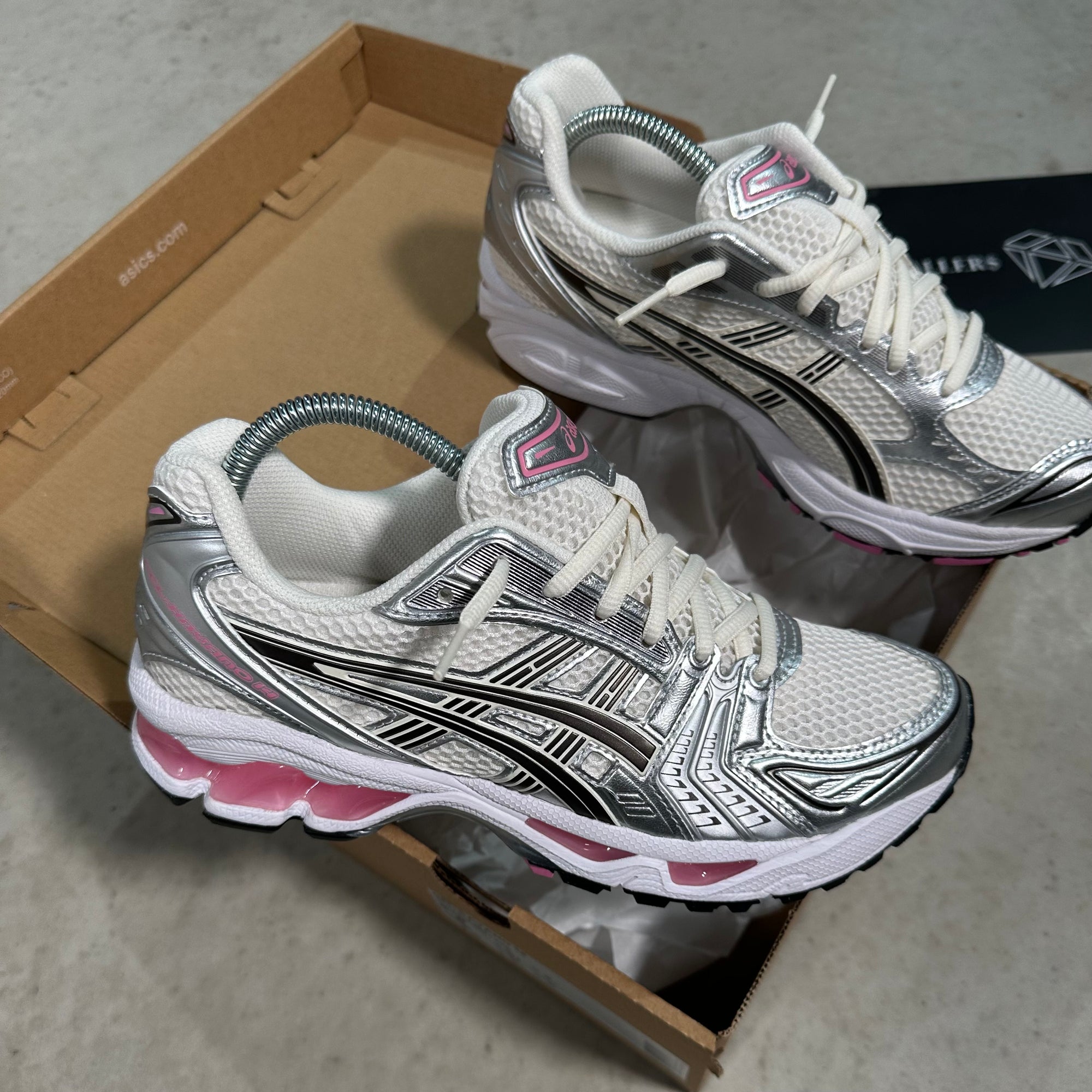 Asics gel Kayano 14 Cream Sweet Pink