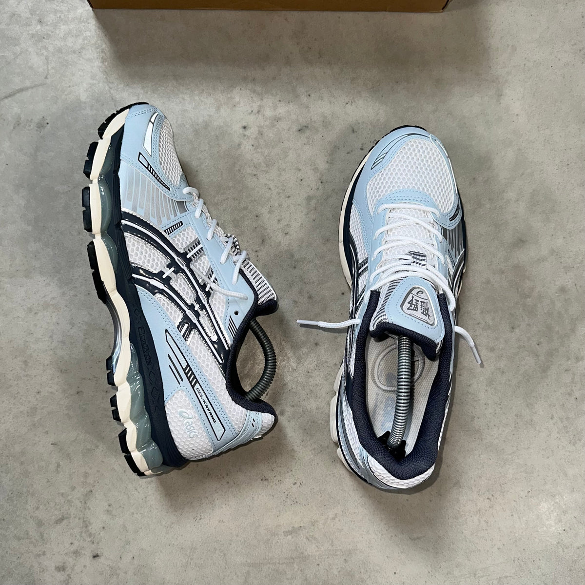 Asics Gel 12.1 White Carrier Grey