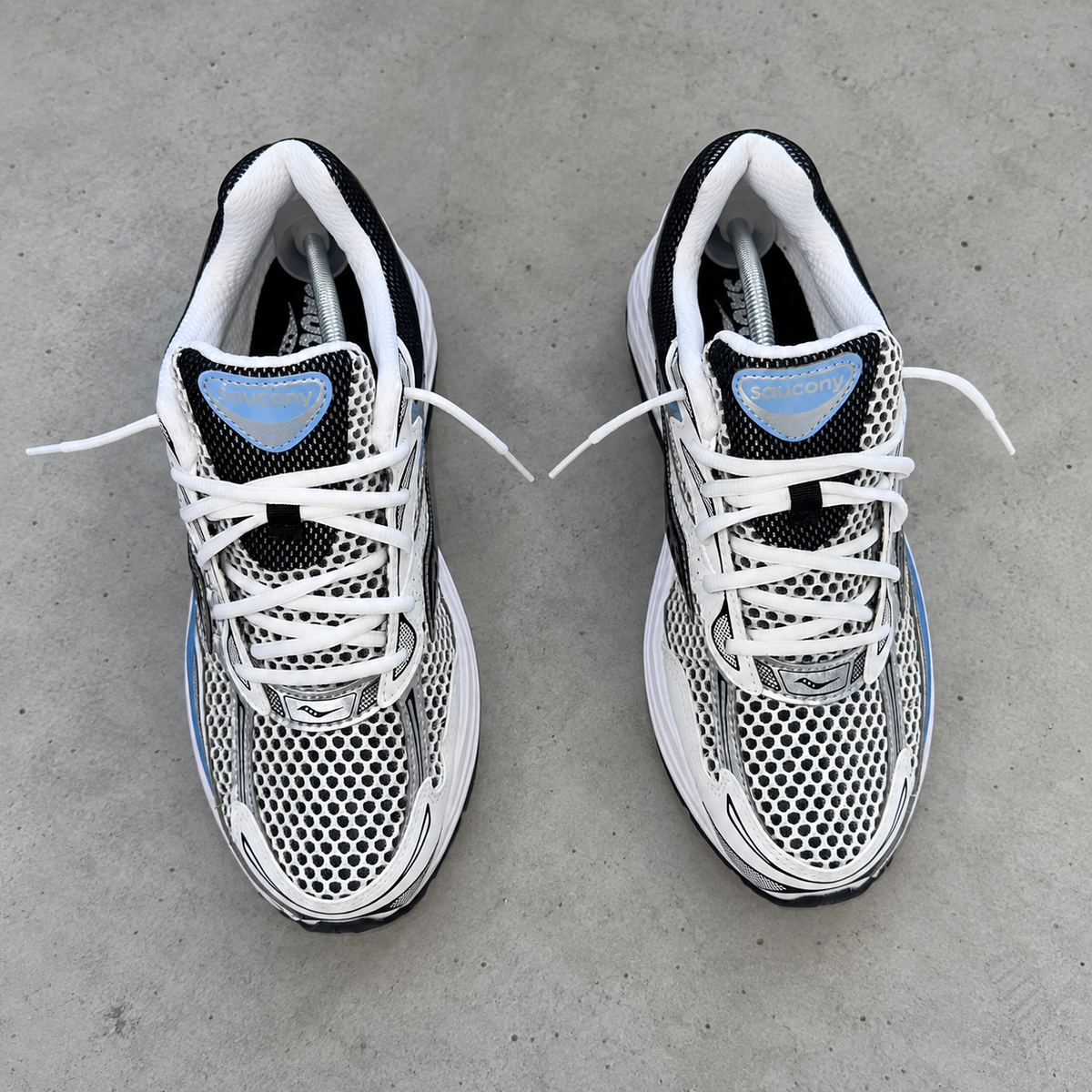 Saucony Progrid Omni 9 Blissful White
